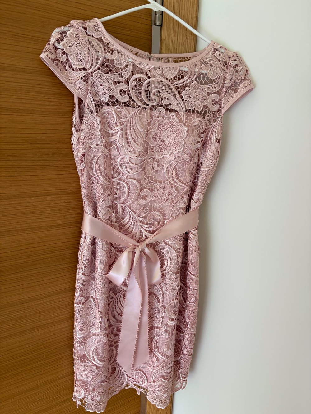 Adrianna Papell Pink Lace Midi Dress with Satin Ribbon Sz 4